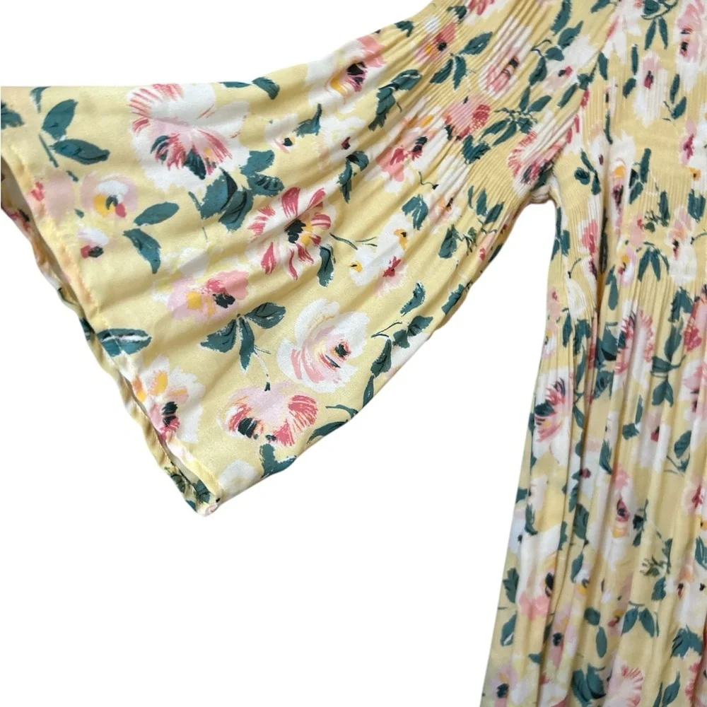 Spense boho pleated‎ top with bell sleeves, NWT size XL - Picture 2 of 5